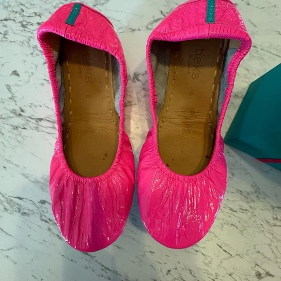 Pop Pink Tieks!! 💕 - Picture 2 of 9